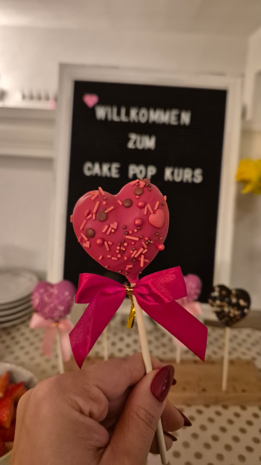 Cake Pop Kurs - Muttertags Edition - 08.05.2026 - 17:00 Uhr