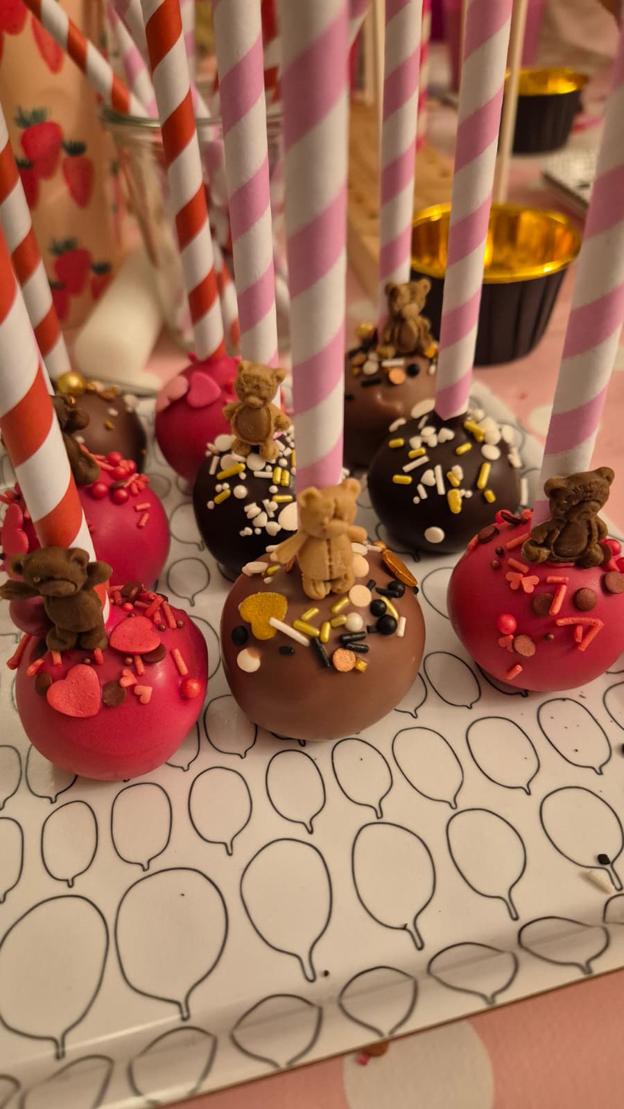 Cake Pop Kurs - Muttertags Edition - 08.05.2026 - 17:00 Uhr